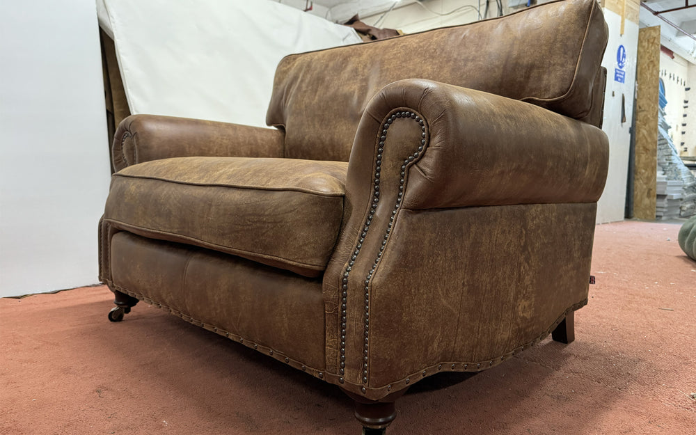 In stock - birdie Snuggler  in Tawny 
